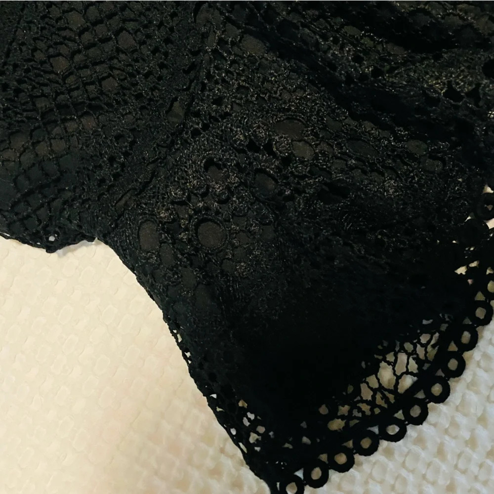 NWT Cupcakes and Cashmere lace top - Picture 4 of 5